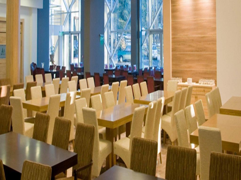 Hotel Borici シェニツァ エクステリア 写真