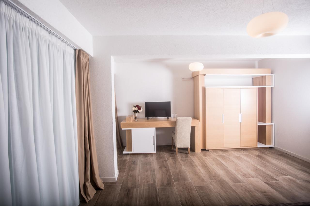 Hotel Borici シェニツァ エクステリア 写真